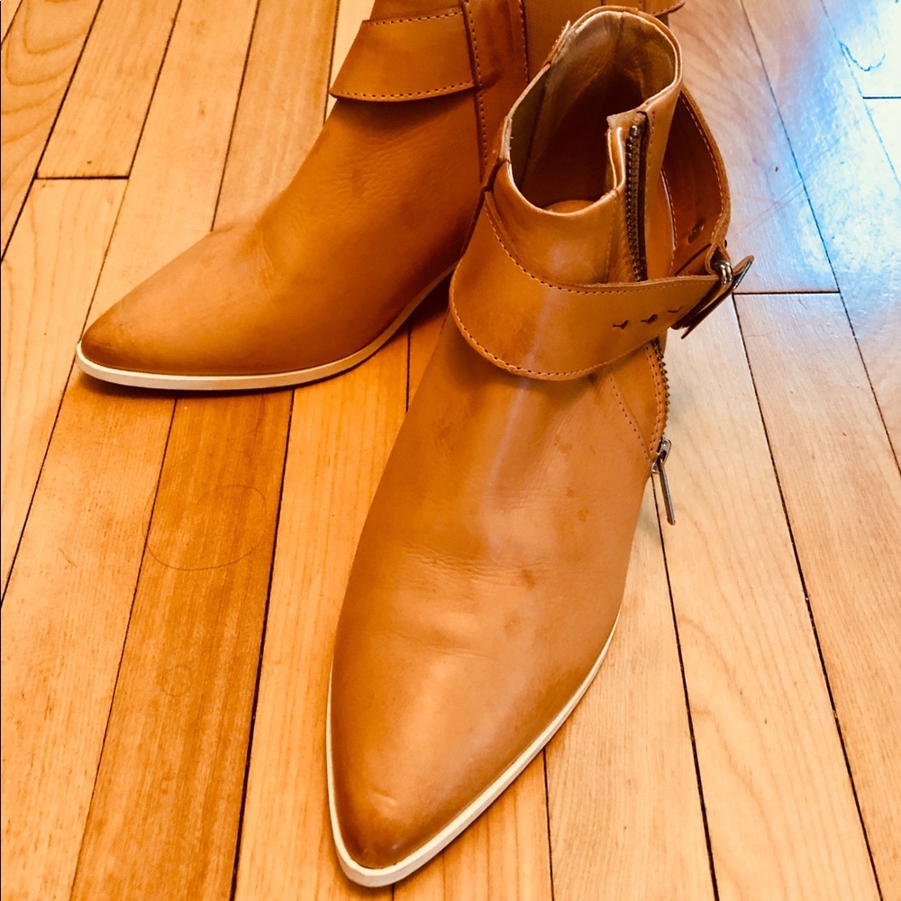 Genuine leather Italian made Booties